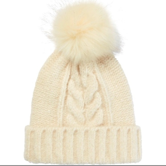 Express Accessories - Ivory Colored Cableknit Pom-pom Hat